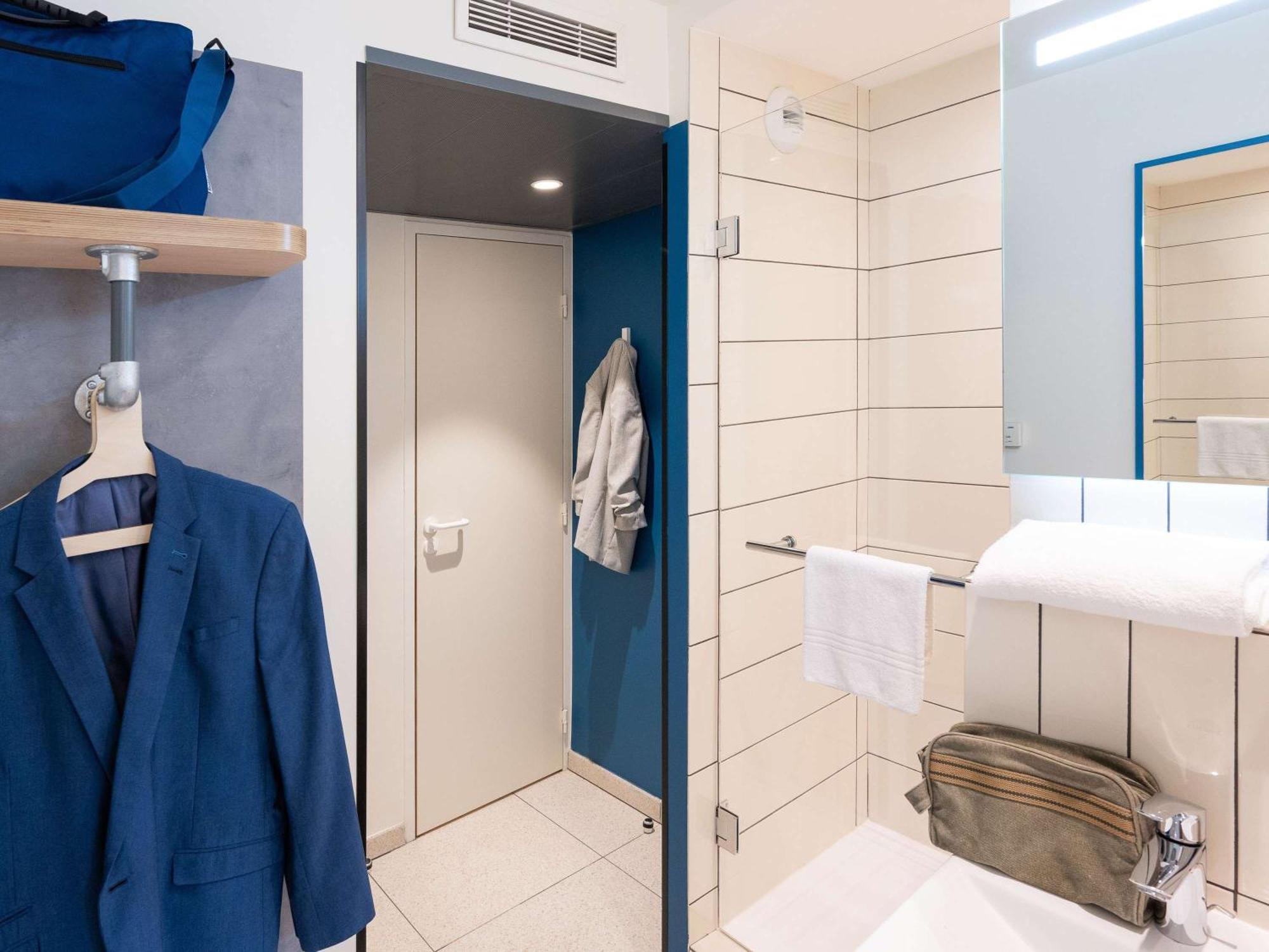 Ibis Budget Lyon Centre Confluence Zewnętrze zdjęcie