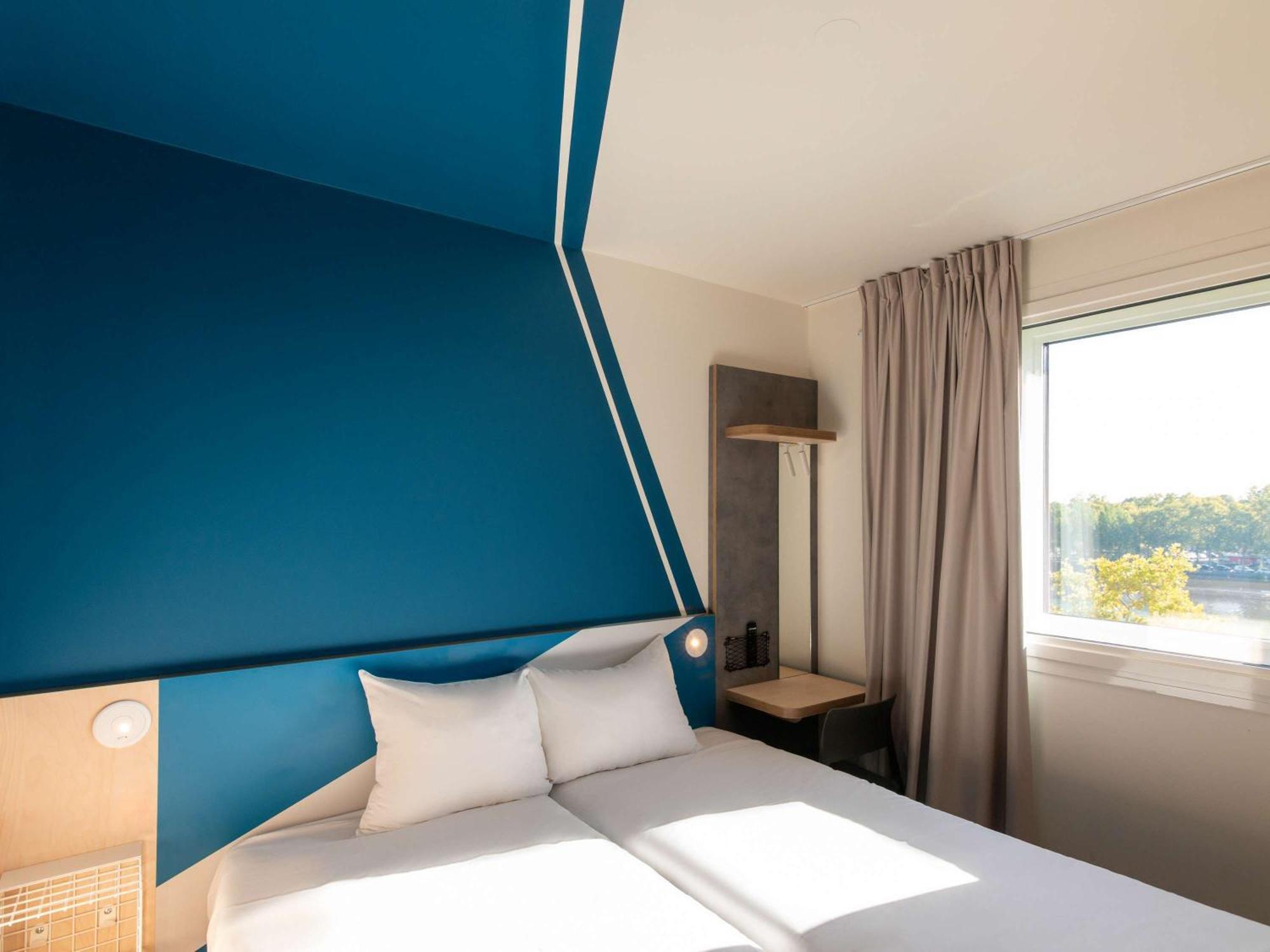 Ibis Budget Lyon Centre Confluence Zewnętrze zdjęcie