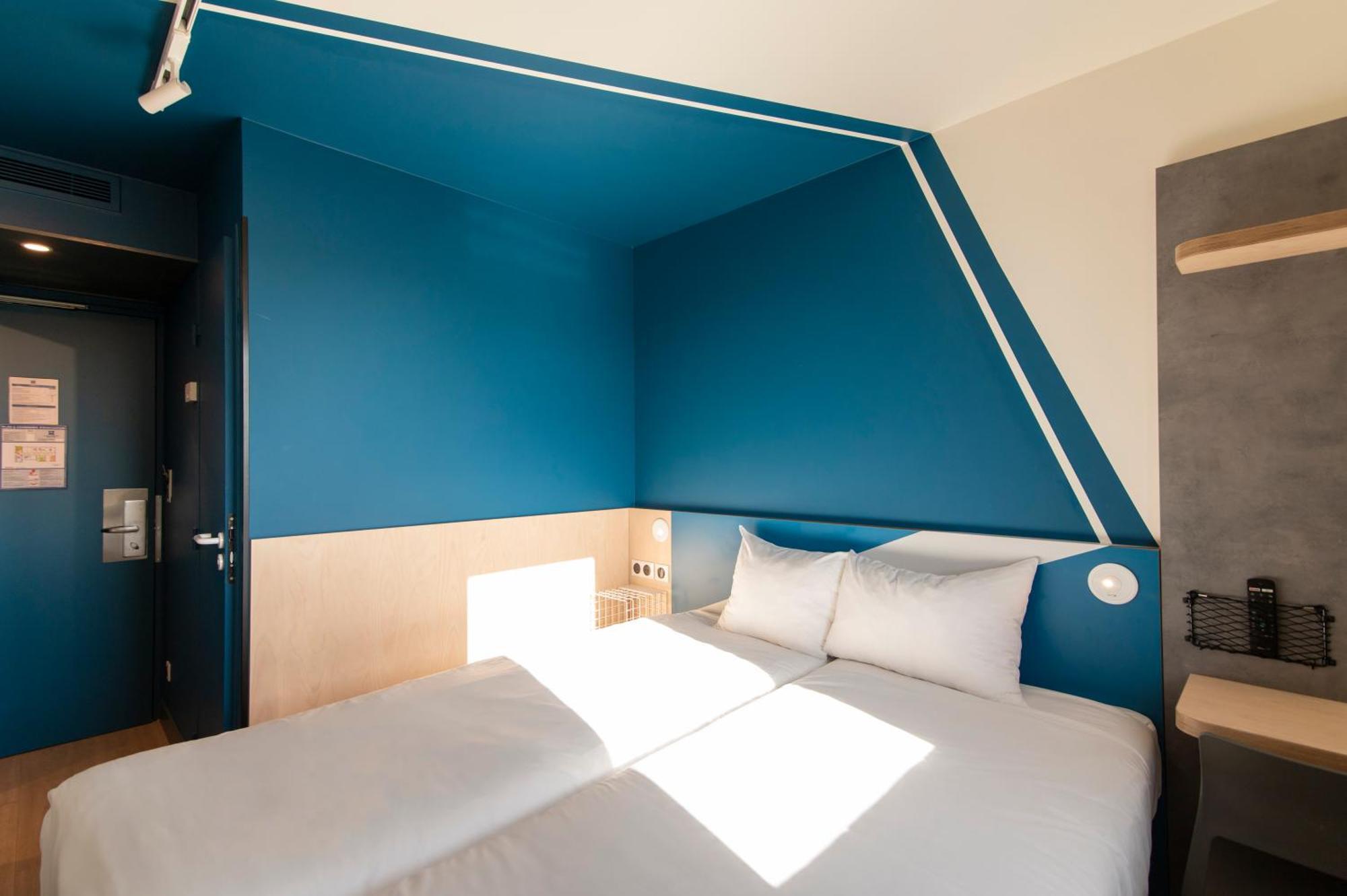 Ibis Budget Lyon Centre Confluence Zewnętrze zdjęcie