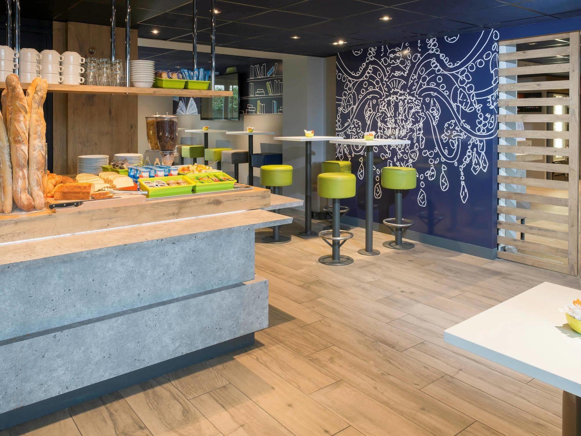 Ibis Budget Lyon Centre Confluence Zewnętrze zdjęcie